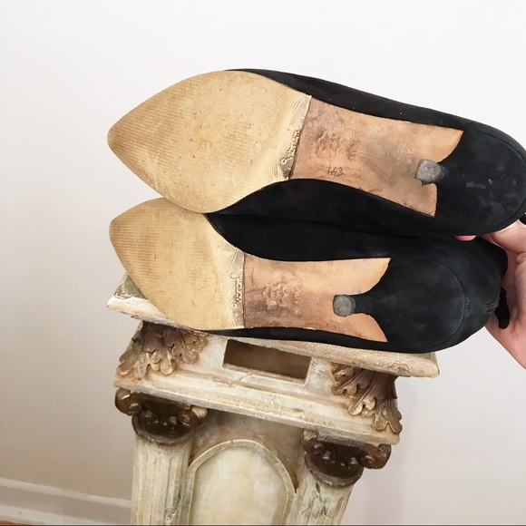 Via Spiga Black Suede Kitten Heel Booties Size 10 - Picture 4 of 8